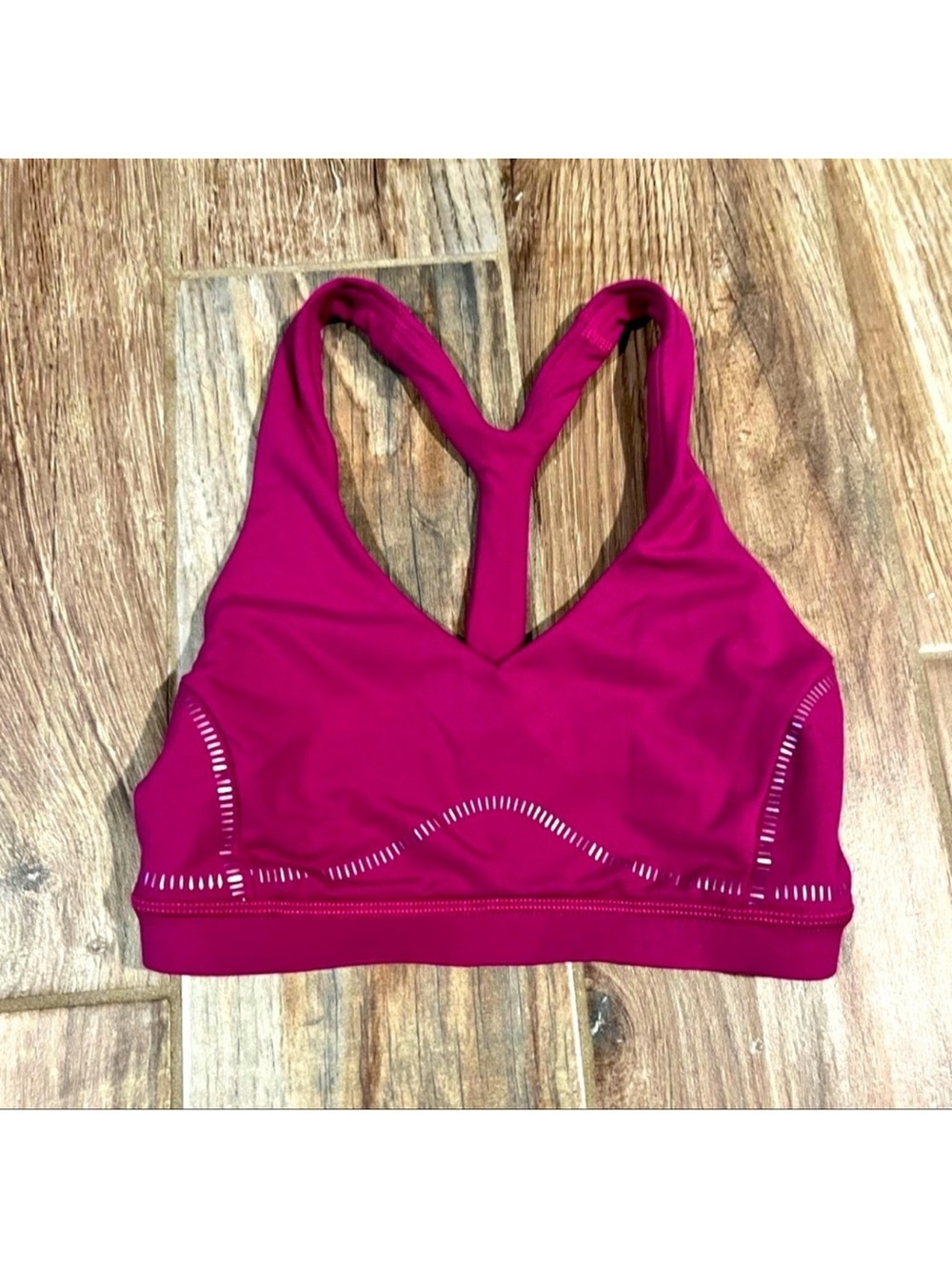 LULULEMON ARISE BRA